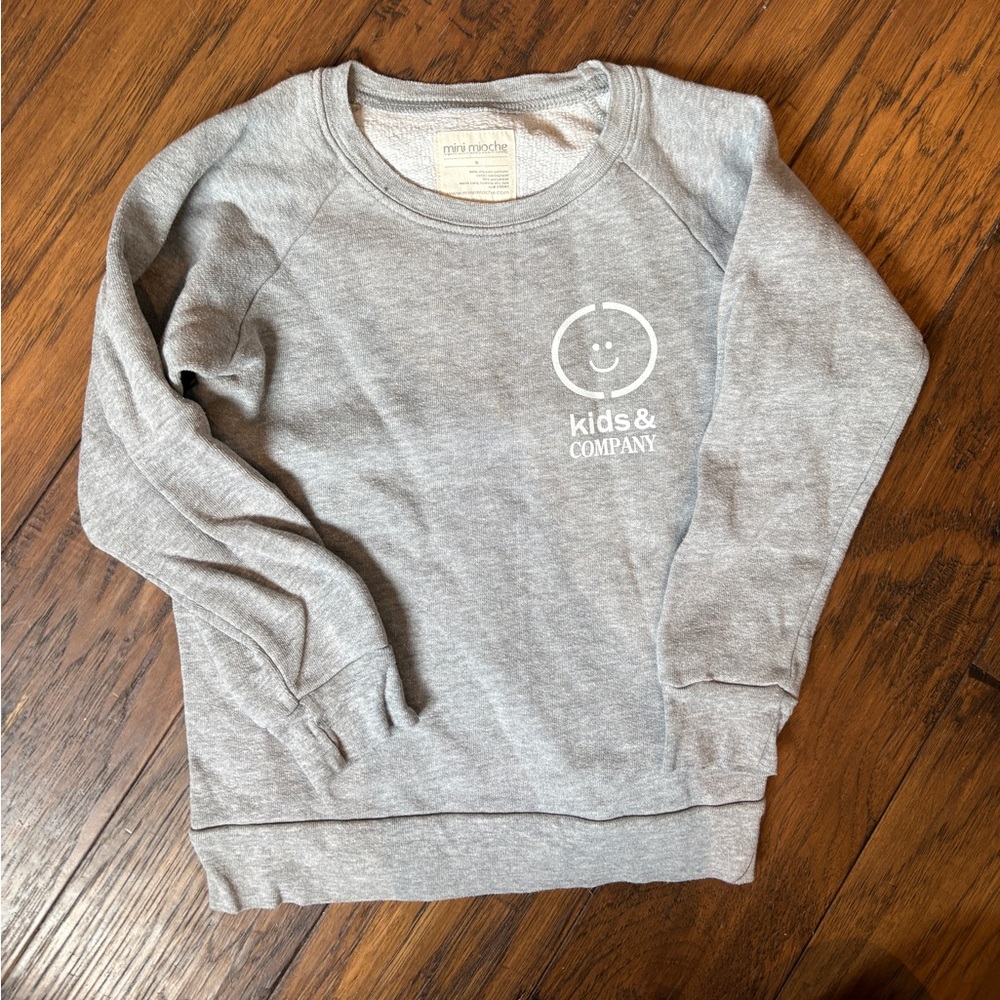 Kids & Company Gray Sweatshirt